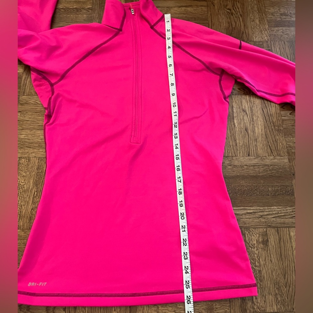 Nike PRO Hyperwarm 1/2 Zip Pullover Top Fuchsia Size Medium - Picture 10 of 13